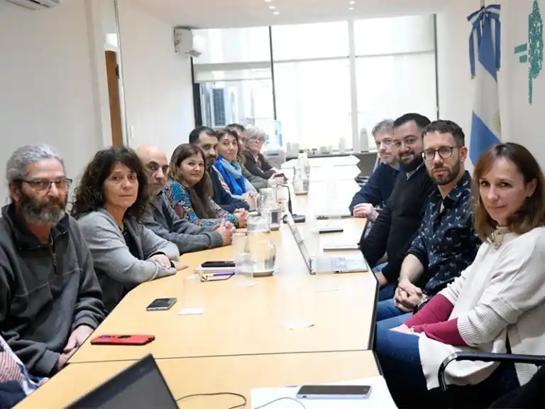 Paritarias 2023: Judiciales de la AJB llevaron sus reclamos salariales a la Provincia