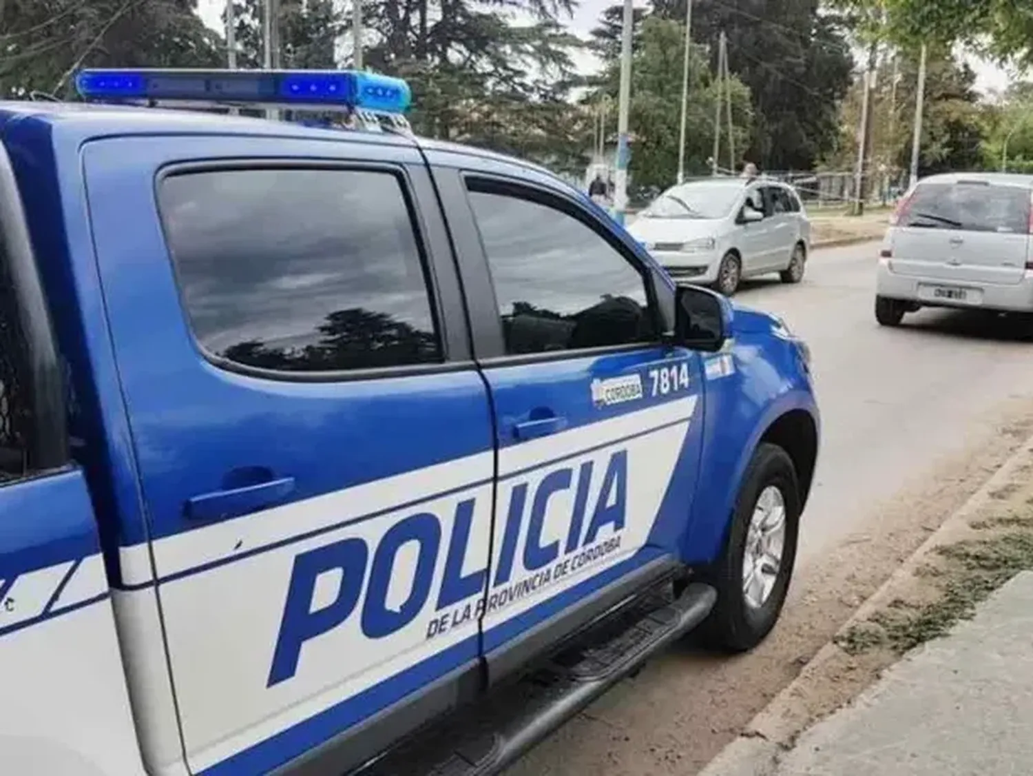 Córdoba: Adolescente muere tras arrojarse frente a un camión luego de discutir con su novia