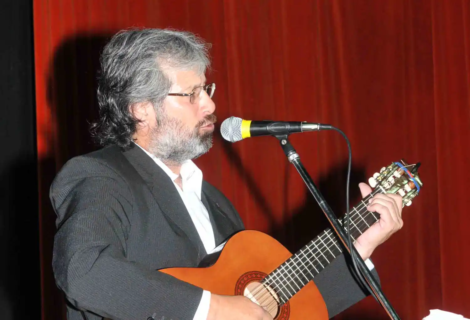Con la presencia de Miguel Duré, se realizará La edición 19 “Canta Alfredo Zitarrosa”