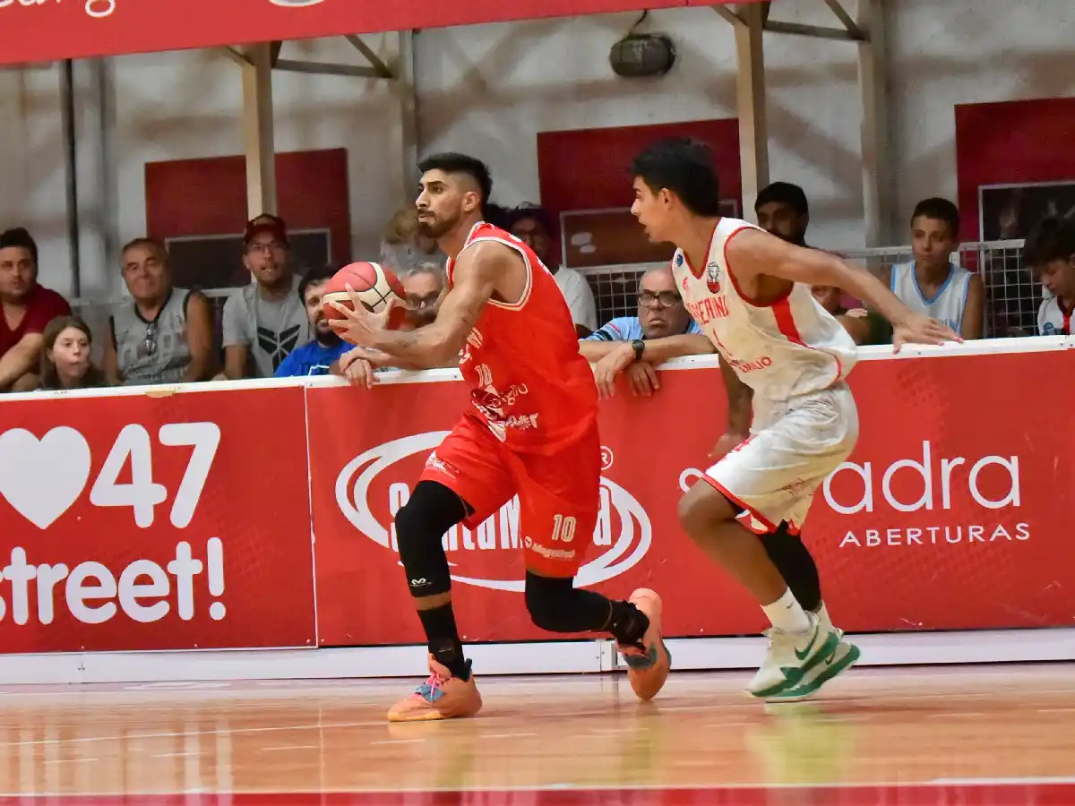 Quiere pasar al frente 