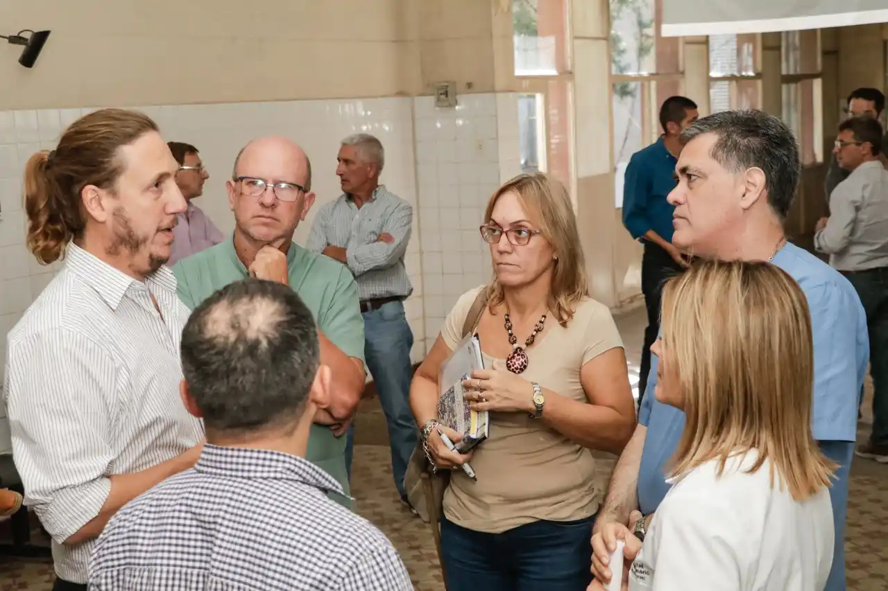 Pidieron redireccionar los fondos de la ampliación del Hospitalito para mejorar el Centenario