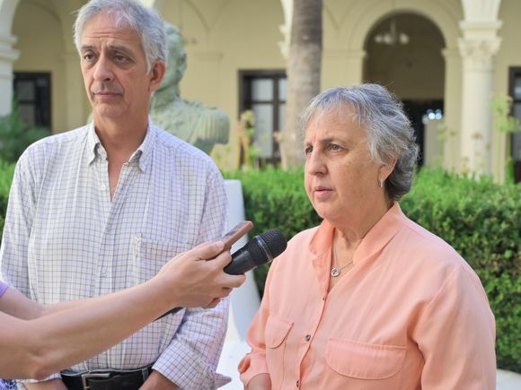 La provincia llevó tranquilidad sobre la presencia de verdín en el río Uruguay