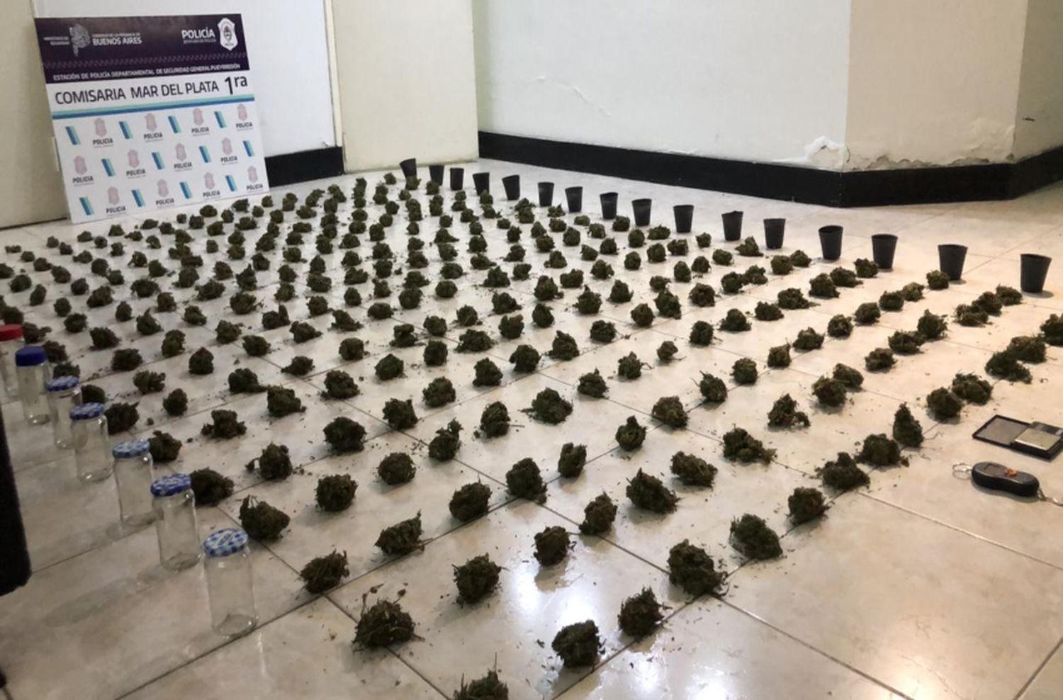 Investigaban el robo de una máquina de depilación y encontraron droga por un valor de $ 3 millones