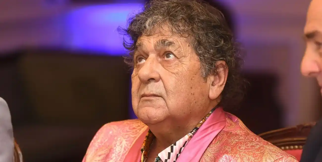 Cacho Deicas se dio el gusto y reapareció cantando con su nieto tras su salida de Los Palmeras