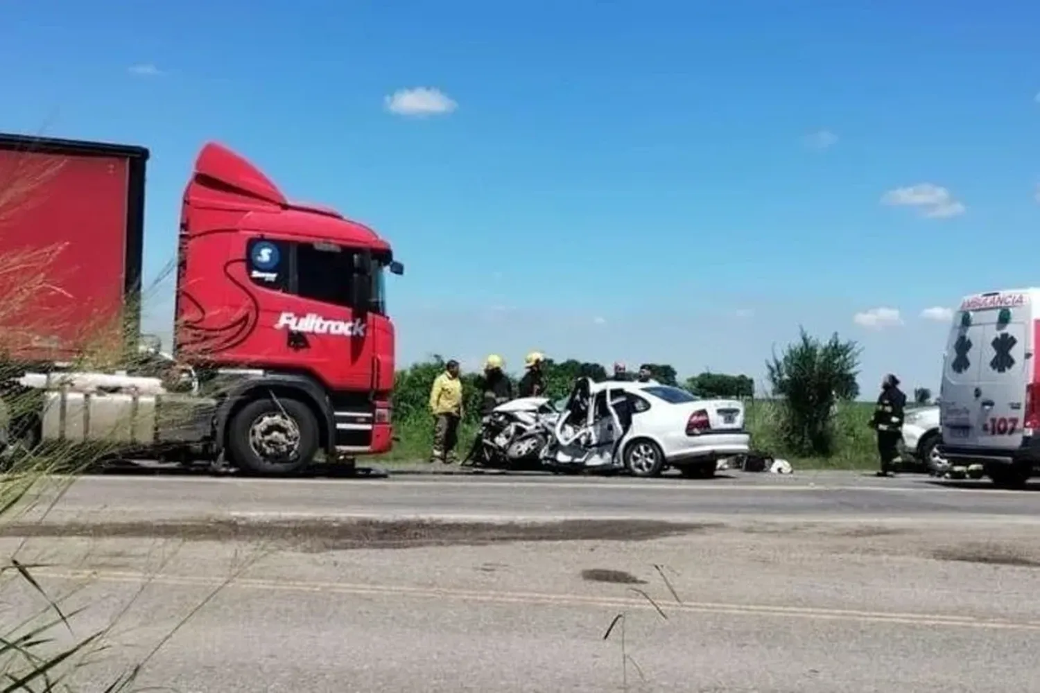 Quienes sufrieron las peores consecuencias fueron los ocupantes del vehículo de menor porte