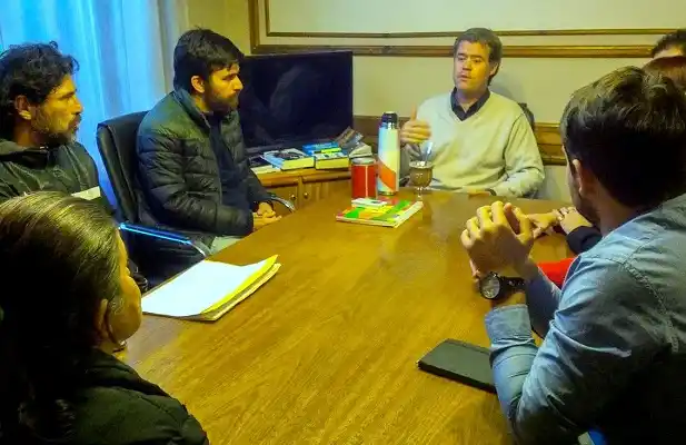 Piaggio recibió a sindicatos, entidades deportivas y movimientos políticos