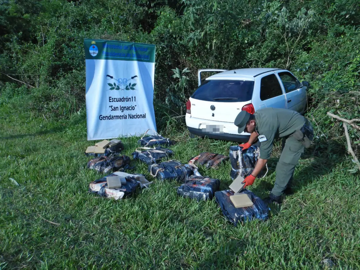 Los detienen con 300 kilos de marihuana tras intentar eludir un control 