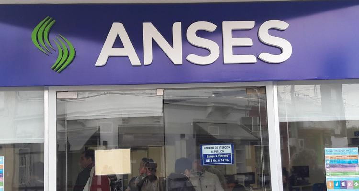 Cuento del tío: otra vez intentos de estafa con la reparación histórica de Anses