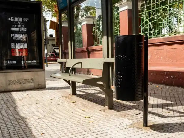 La Municipalidad colocará cestos papeleros en las calles San Juan y Mendoza