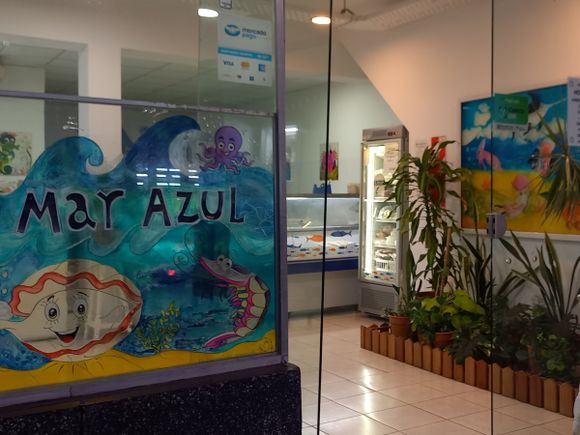 Semana Santa: pescado fresco, mariscos y las mejores guarniciones, en pescadería Mar Azul