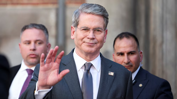 El secretario del Tesoro aseguró que la asistencia de EEUU para la Argentina será “grande y contundente”