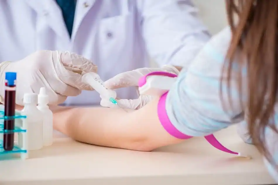 Denuncian que el 85 % de los laboratorios públicos están paralizados