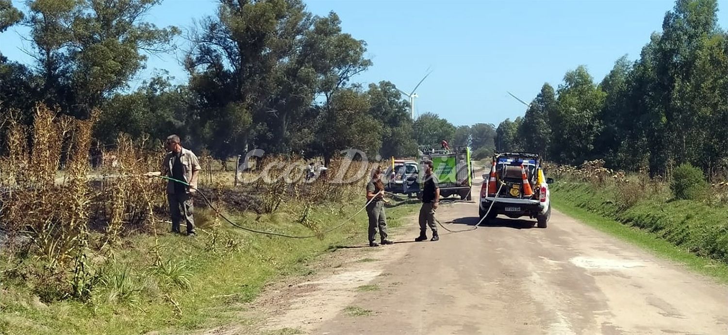 Unos 30 vecinos actuaron en el combate de las llamas