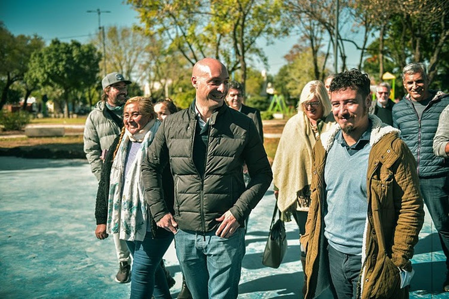 Escobar avanza con las obras de puesta en valor en la plaza Sarmiento y el cementerio de Garín