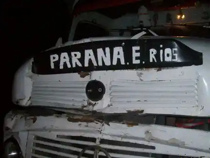 Chocan dos camiones sobre la Ruta 18