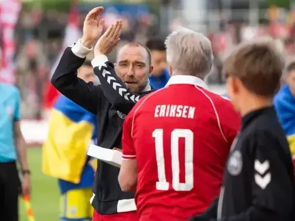 C.Eriksen durante el partido ante Ucrania. Foto: Bo Amstrup