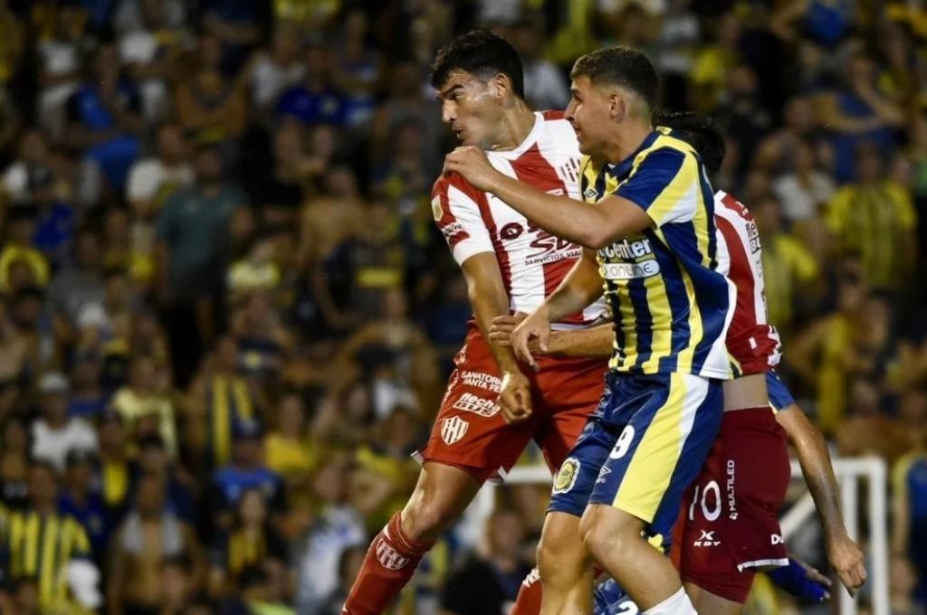 Con el debut del “Kily” González, Unión enfrenta a Atlético Tucumán
