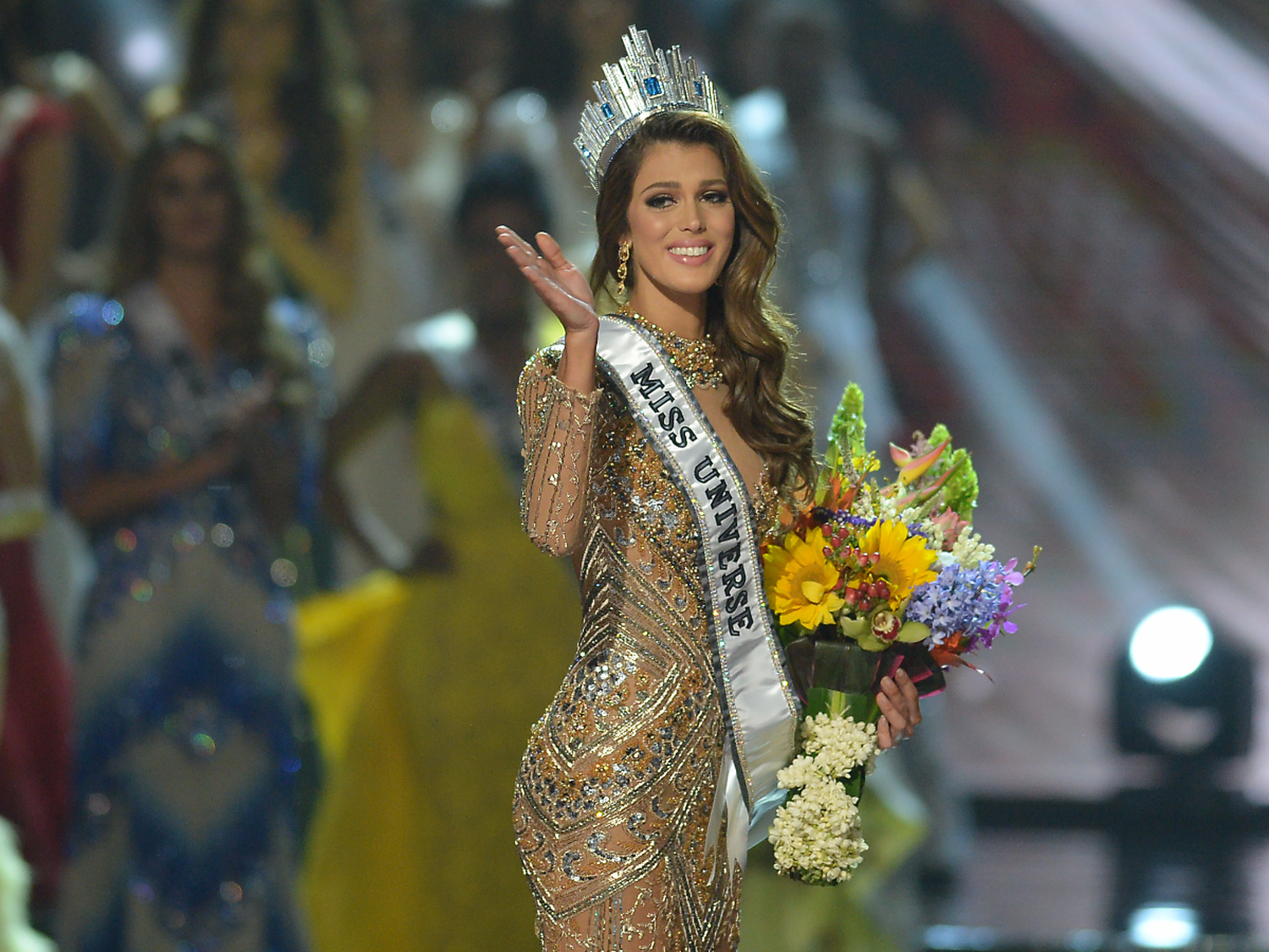 Después de 64 años volvieron a elegir a una francesa como "Miss Universo"