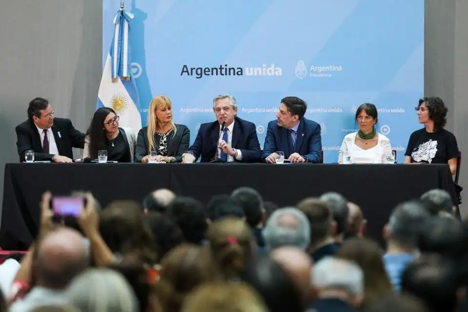 Antes del 8 de marzo el Presidente mandará al Congreso un proyecto para legalizar el aborto