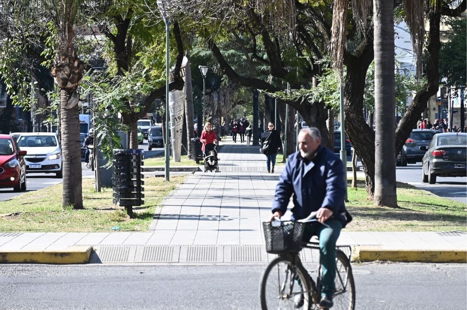 Miércoles con cielo despejado en la ciudad de Santa Fe