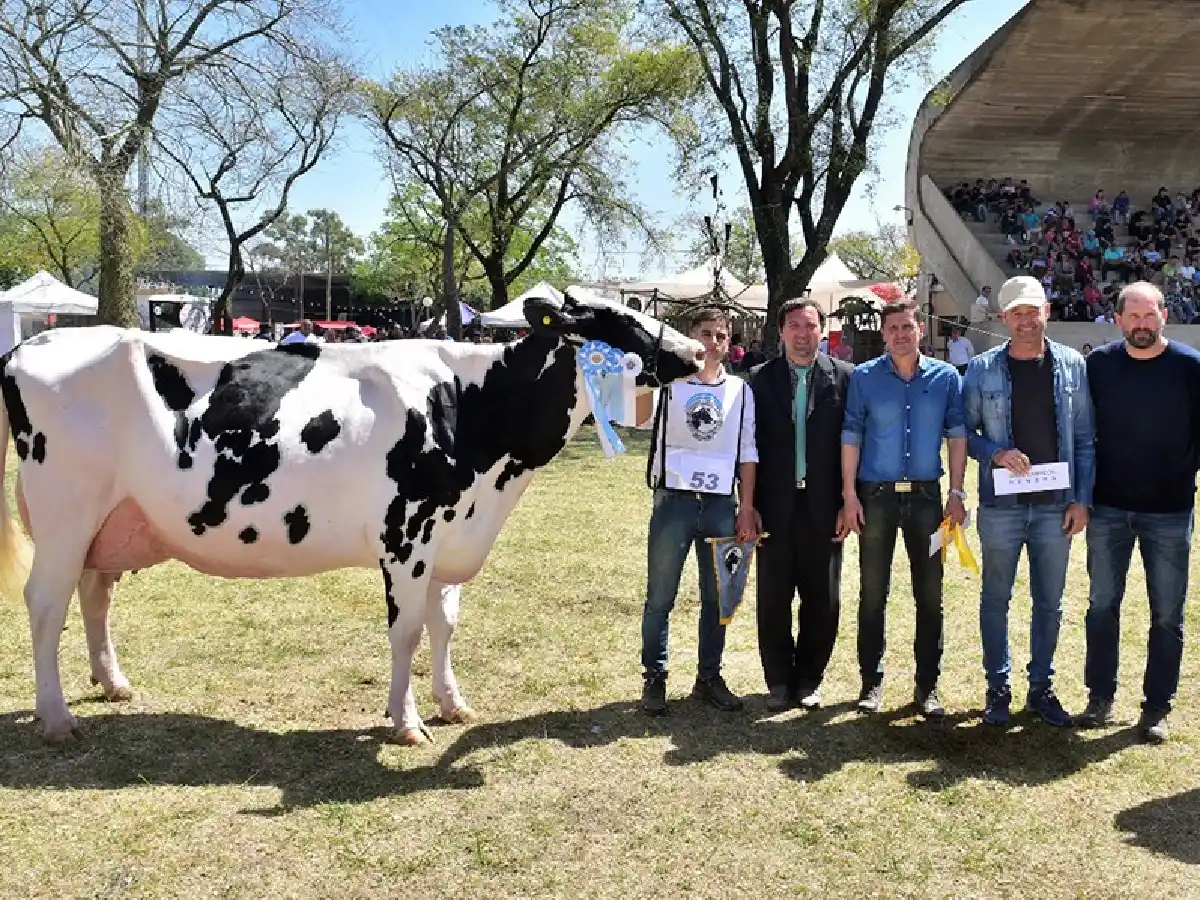 La Gran Campeona Hembra fue para la Cabaña La Magdalena 