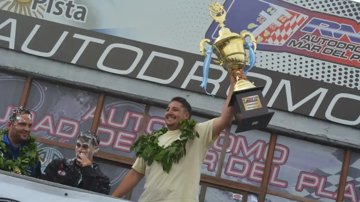 FOTO DANIEL DAVID ERREGUERENA Doumic obtuvo su primer título.