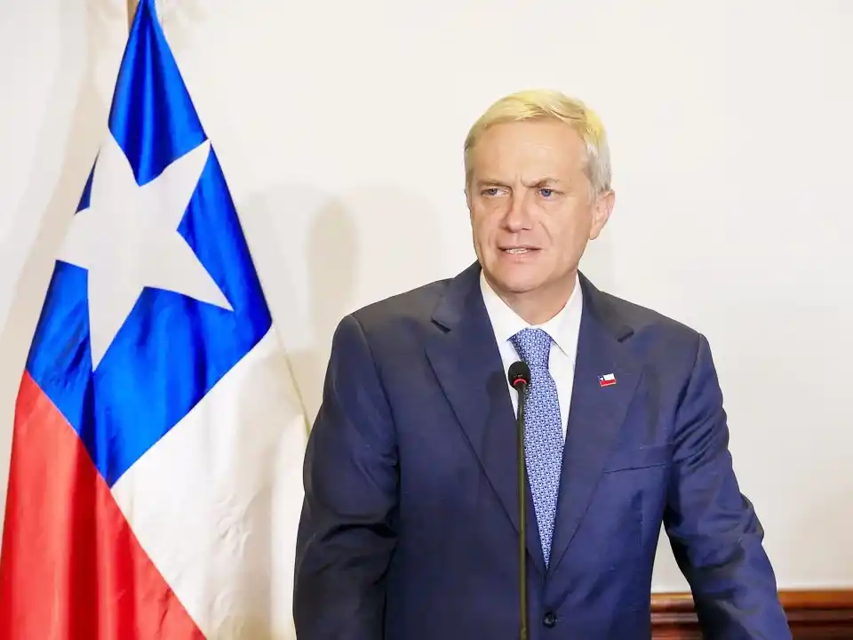 Chile y Bolivia inician camino para restablecer relaciones diplomáticas