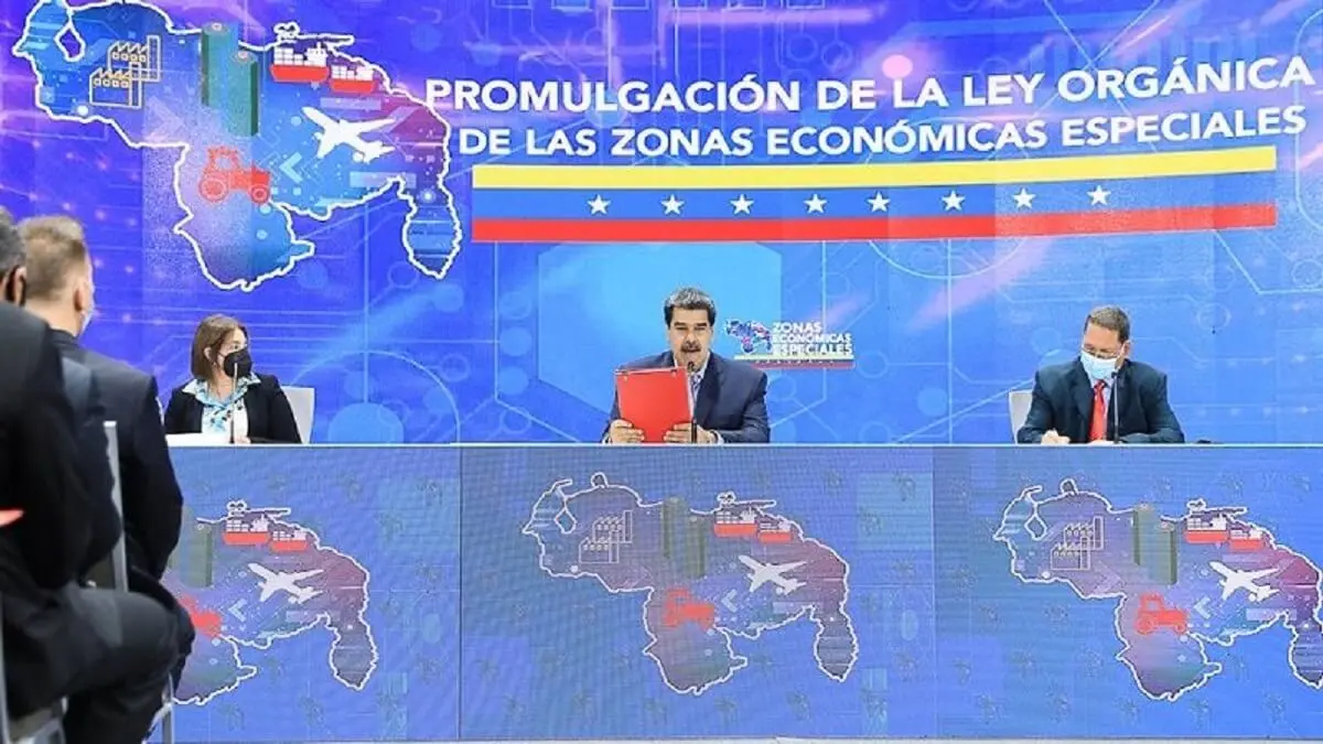 EN CLAVES ¿Por qué es un error pensar que las ZEE resolverán los problemas económicos del país?