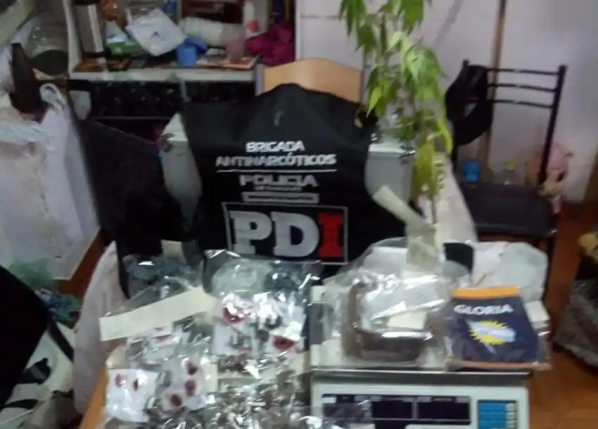 Detuvieron a cuatro personas tras múltiples allanamientos por drogas en Rosario