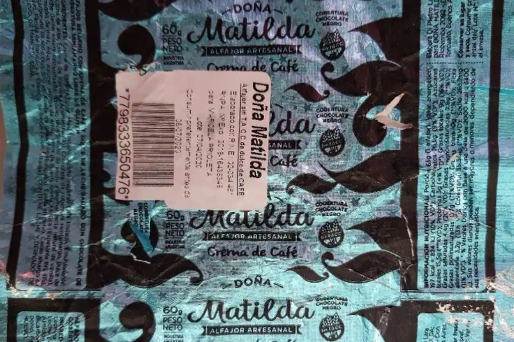 La ANMAT prohibió la venta de una marca de alfajores y productos odontológicos