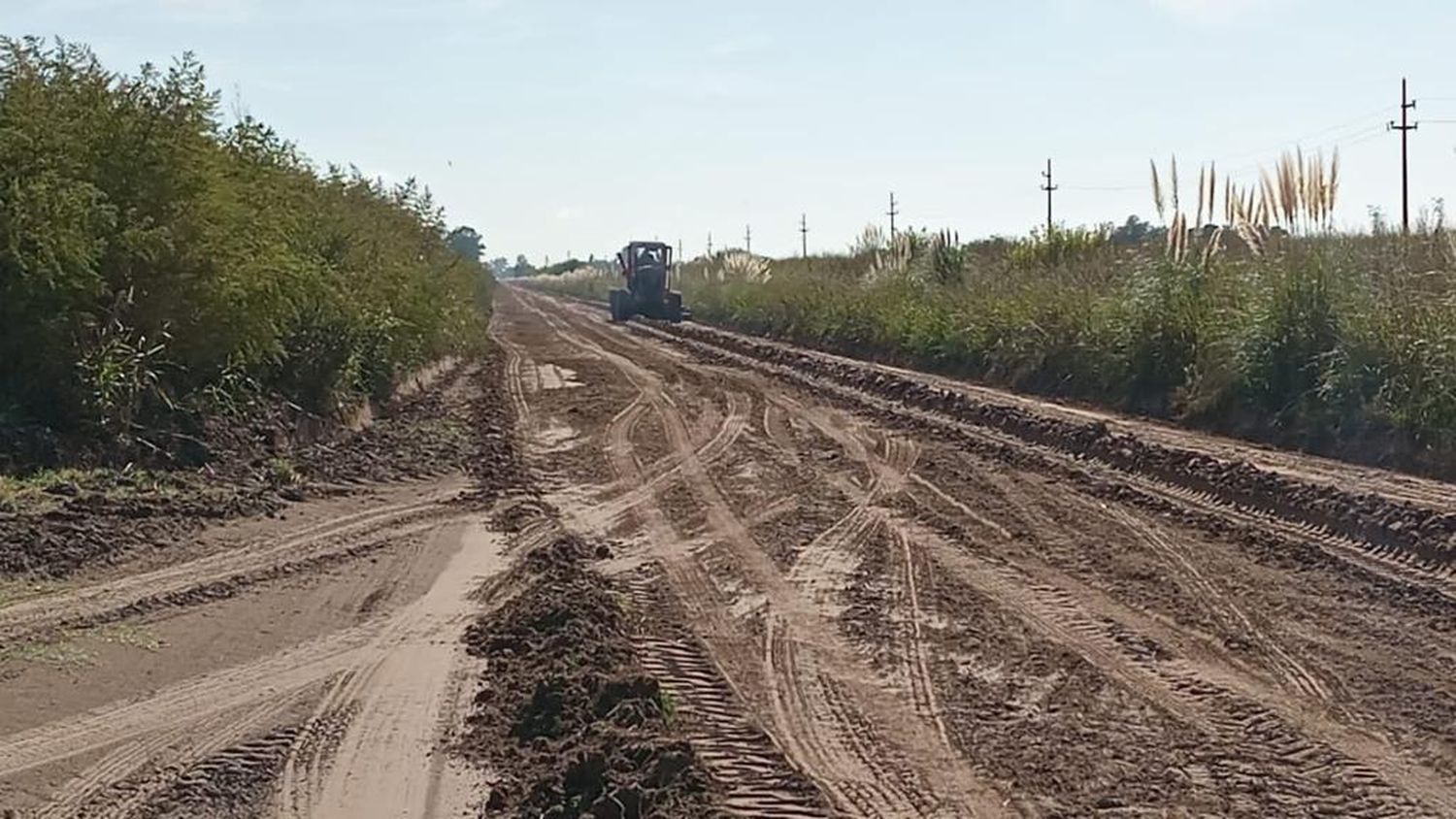 San Eduardo y Sancti Spiritu encaminan un corredor productivo que una ambas localidades 