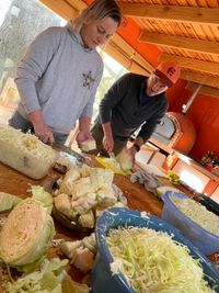 Raíces Alemanas invita al taller de elaboración de Chucrut Sauerkraut