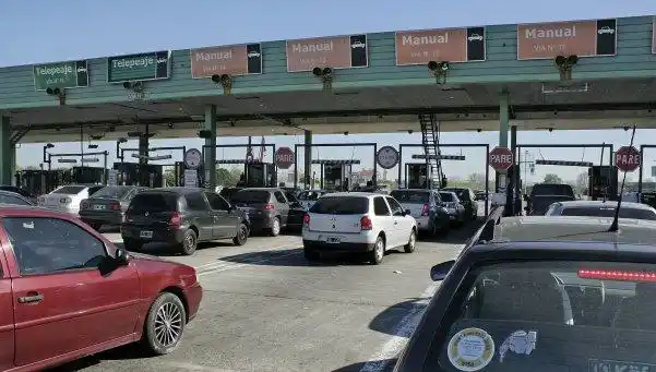 Desde hoy, las rutas tienen peajes más caros