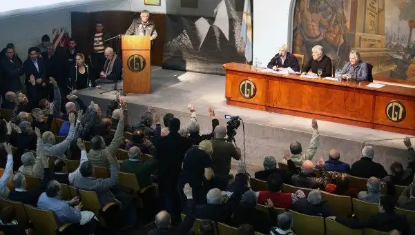 Las tres CGT, en el Confederal: definieron elecciones para agosto