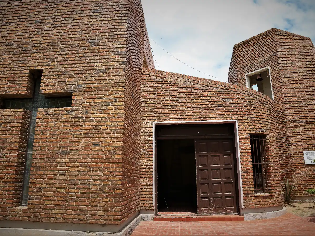 La Iglesia Católica conmemora  el Día de los Fieles Difuntos     