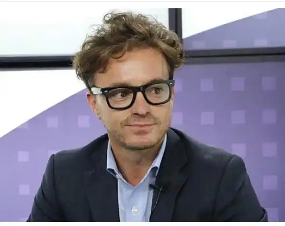 Aceptaron la renuncia del funcionario que participó de una fiesta clandestina