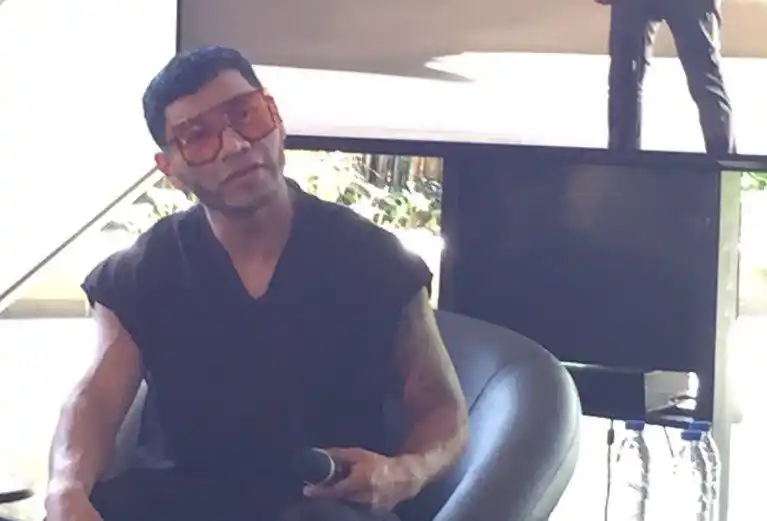 Samo promete un concierto lleno de amor