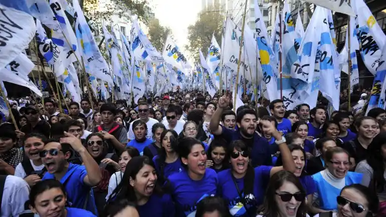 Convocan a marchar a Plaza de Mayo en "apoyo a Cristina y el proyecto nacional"