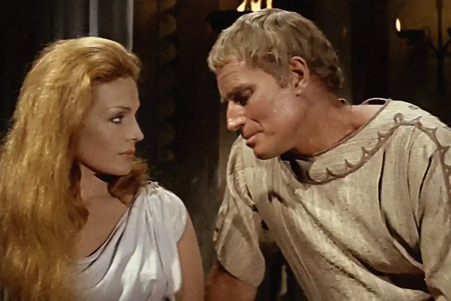 Carmen Sevilla y Charlton Heston en 