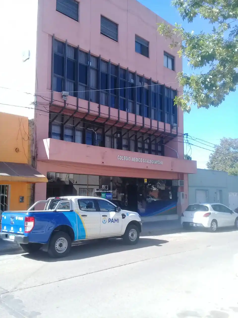 El Colegio Médico y el PAMI acercan posiciones, mientras el Camam convoca a marchar