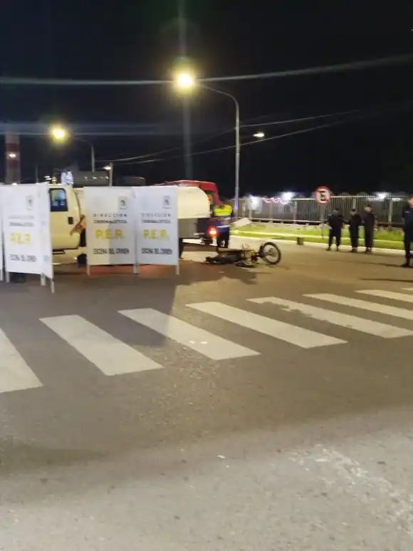 Un motociclista falleció en un choque en avenida Monseñor Rösch