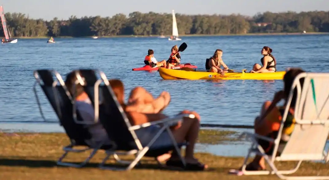 Desde el inicio de la temporada, se movilizaron 6 millones de turistas por el país