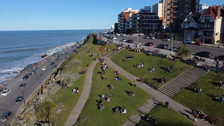 Fin de semana largo: arribaron 81.643 visitantes a Mar del Plata