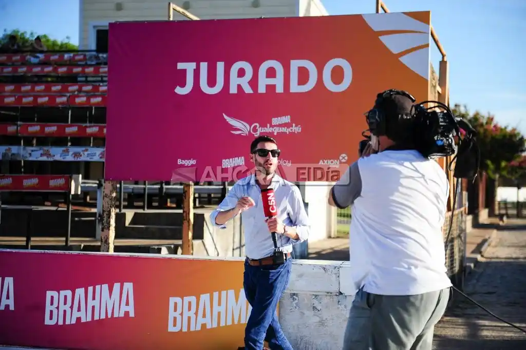 c5n carnaval del país reina Andi Davrieux (8) - 6