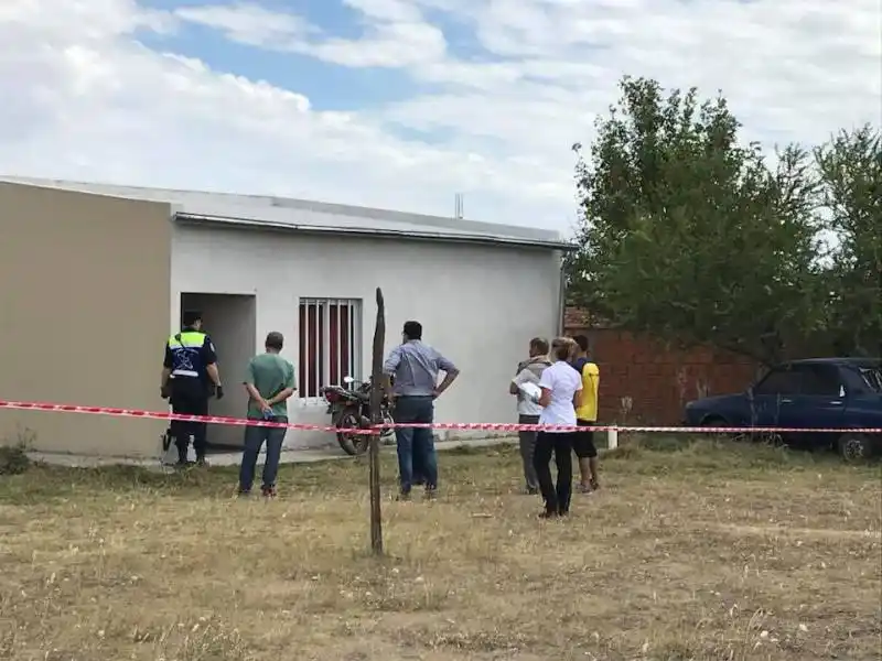 Investigan la muerte de un hombre en Seguí