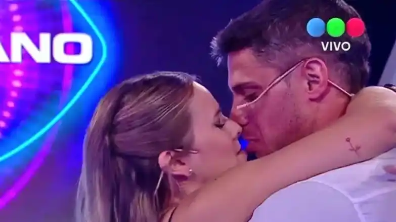 Gran Hermano 2022: el apasionado reencuentro del Conejo con Coti tras ser eliminado