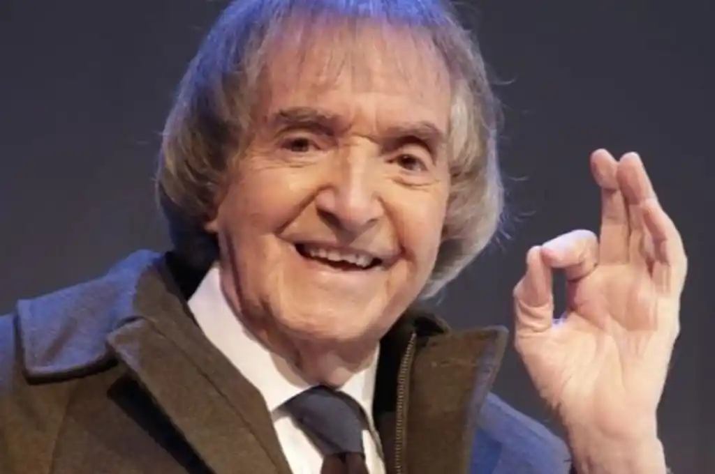 Carlitos Balá fue internado de urgencia