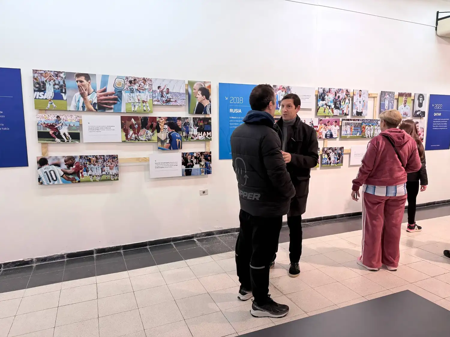 Germán Lucero - periodista y curador de la muestra | Messi se convirtió en el protagonista de una muestra fotográfica en Rafaela