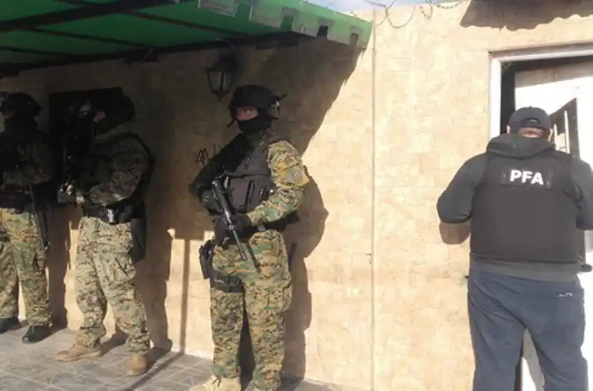 Detienen a dos personas por vender drogas en Mar del Plata