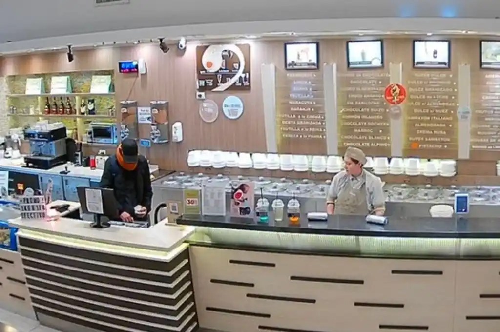 Robo en heladería